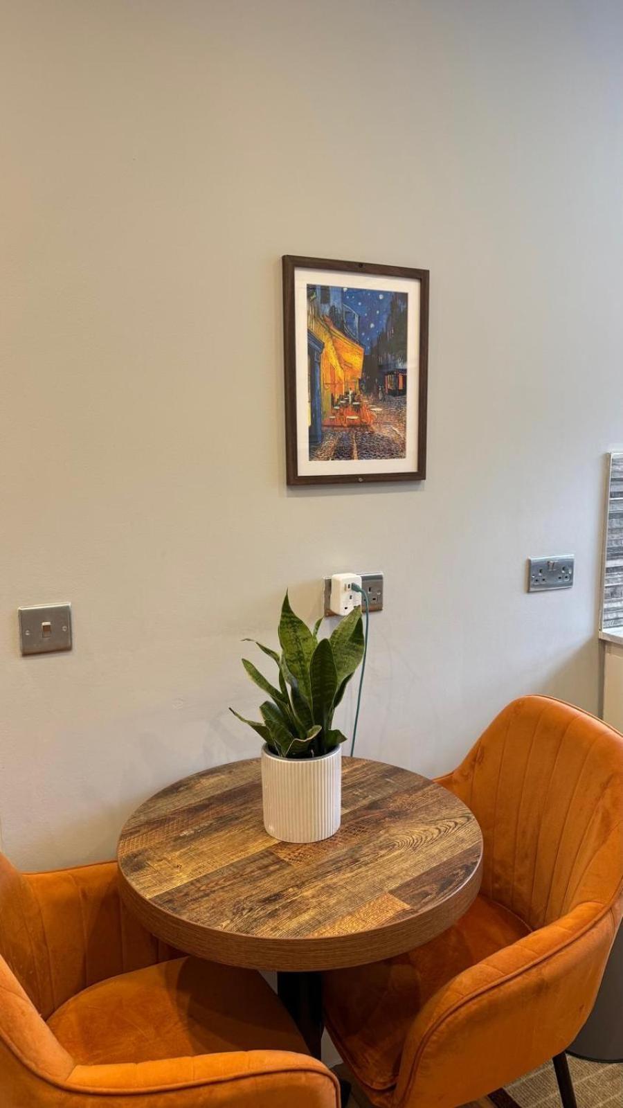 Central Apartment Лондон Екстериор снимка