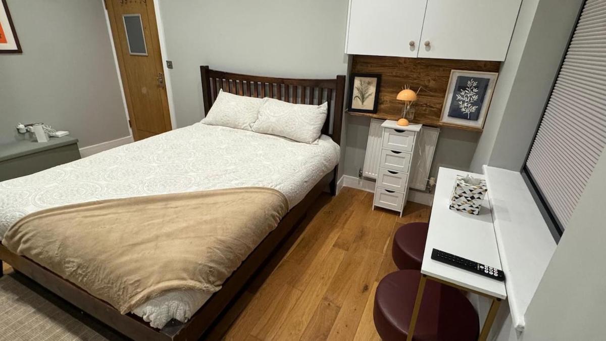 Central Apartment Лондон Екстериор снимка
