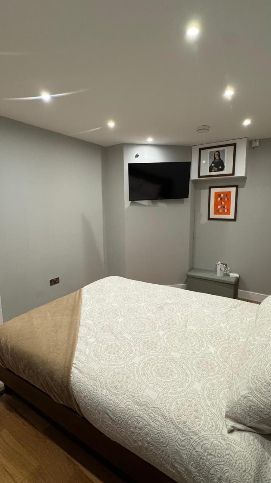 Central Apartment Лондон Екстериор снимка